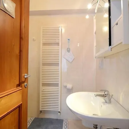 Briati Apartment *